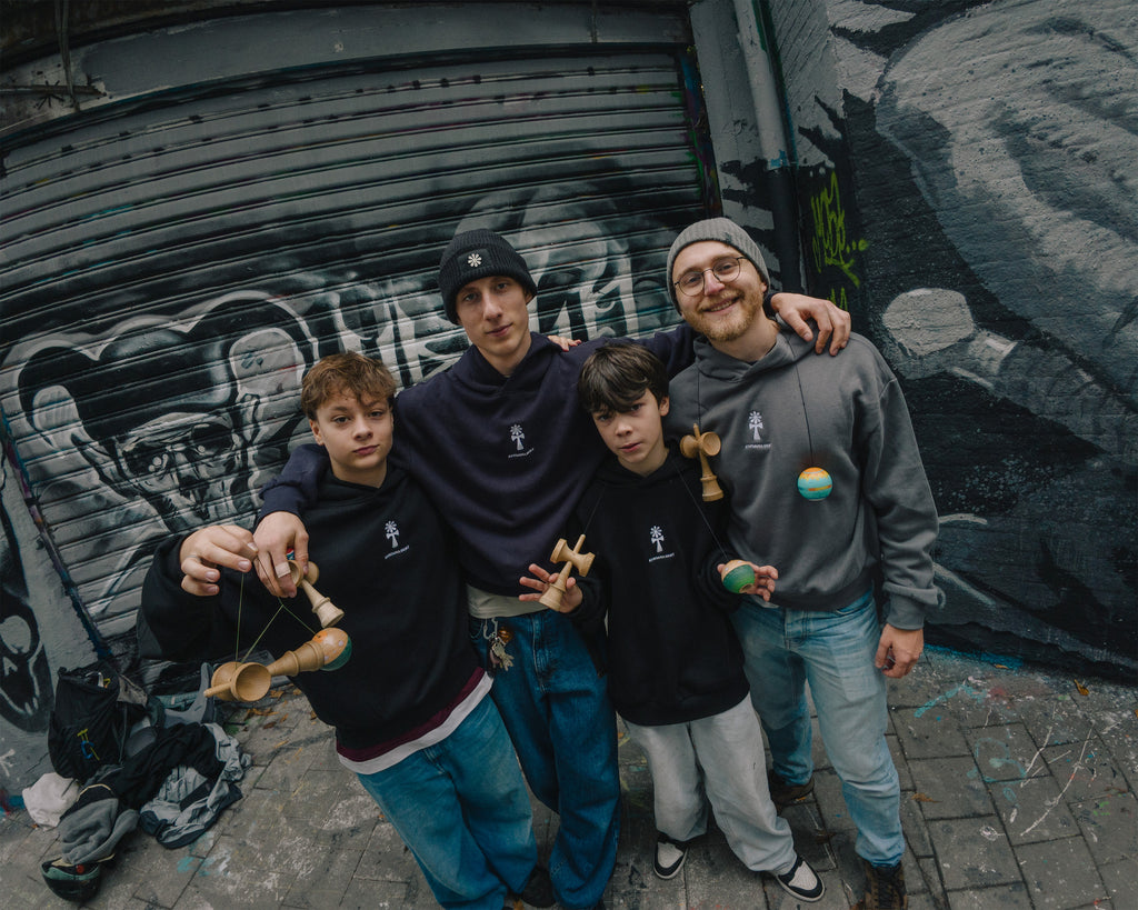 Kendama Gent Boxy Hoodie